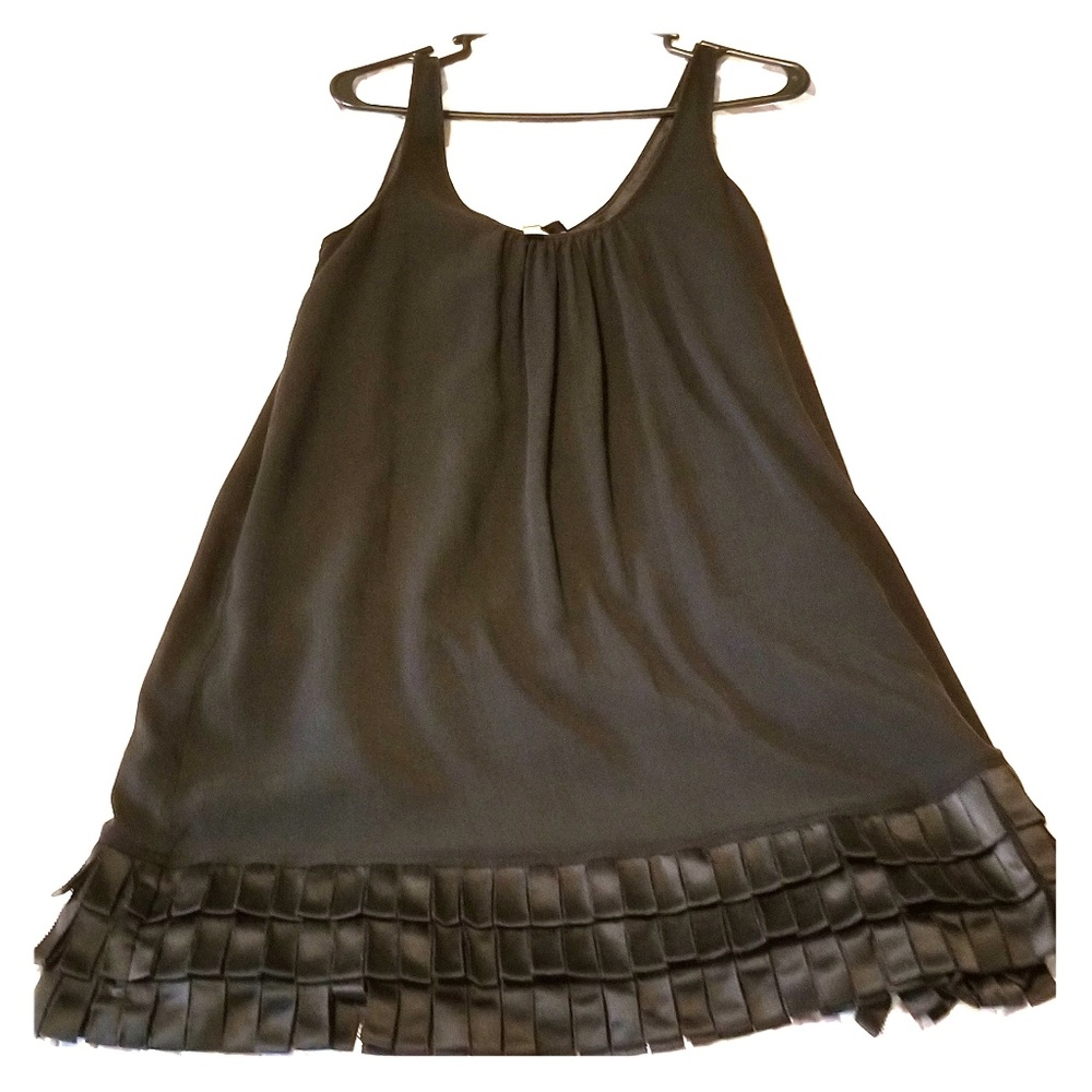 Burberry black shift dress